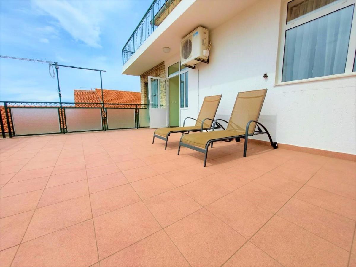 Apartment Big Lasan Βόντιτσε Εξωτερικό φωτογραφία